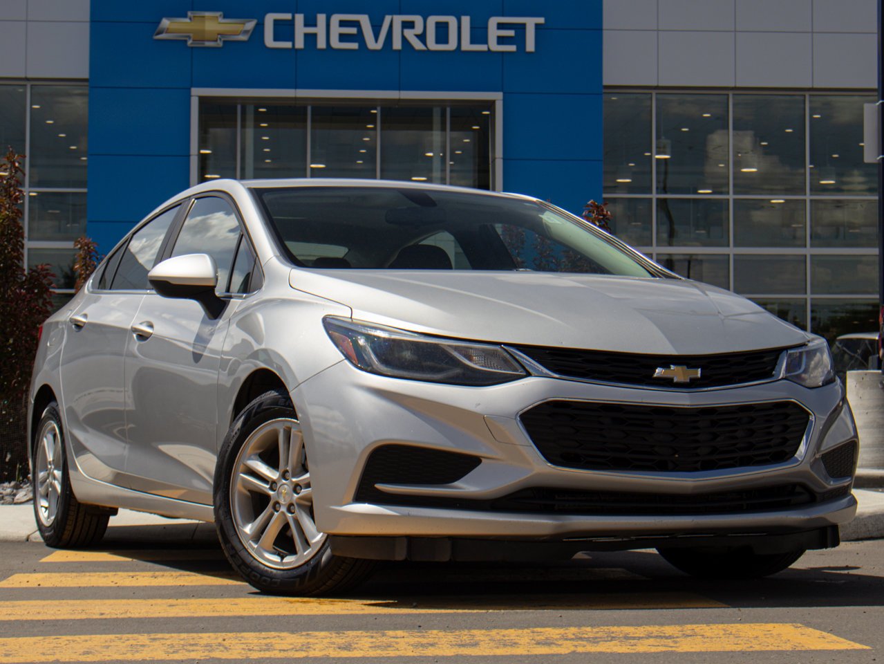 2017 Chevrolet Cruze 4dr Sdn 1.4L LT w/1SC Grey Sherwood Park - photo #13