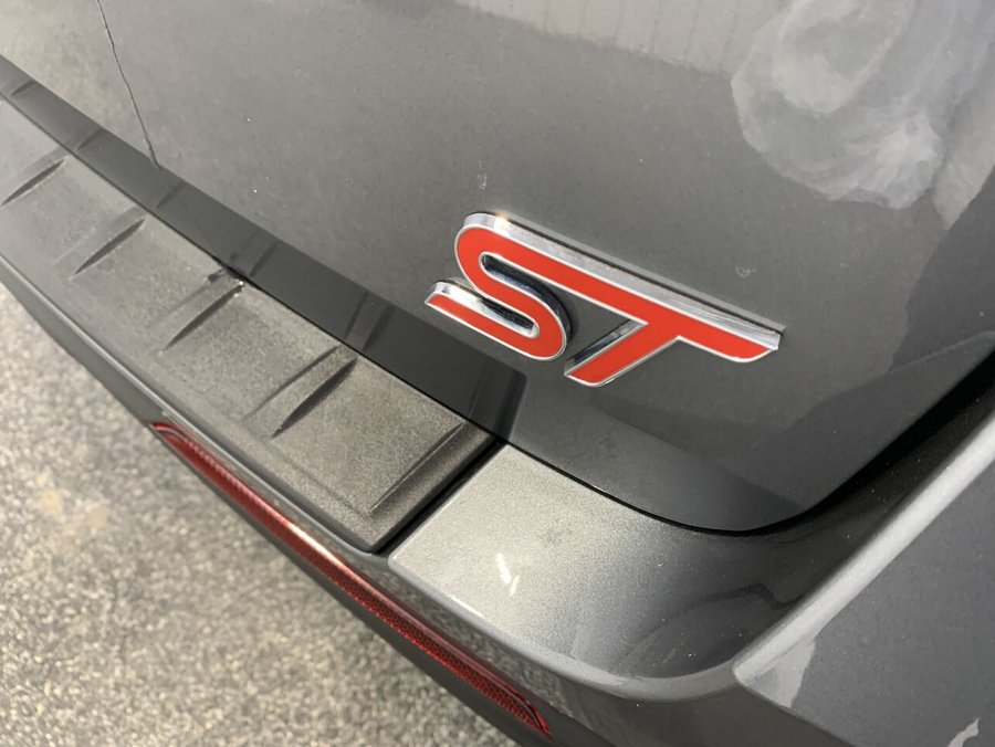 2024 Ford Explorer EXPLORER ST 4WD Grey