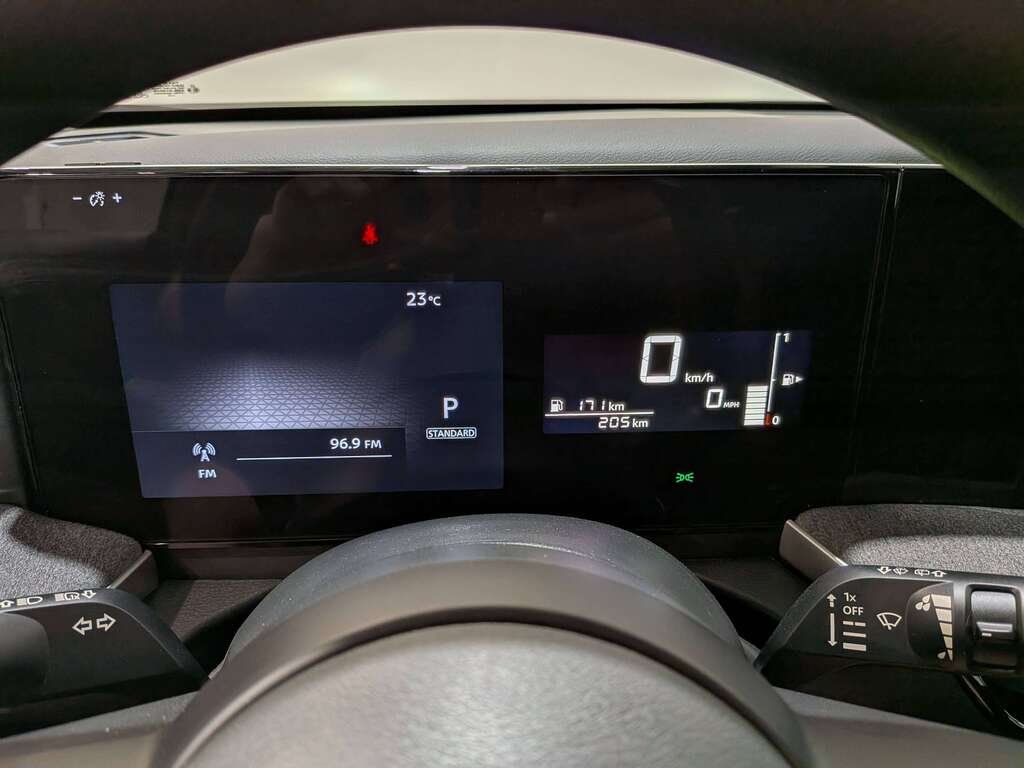 2026 Nissan Kicks S AWD Red Val-David - photo #16