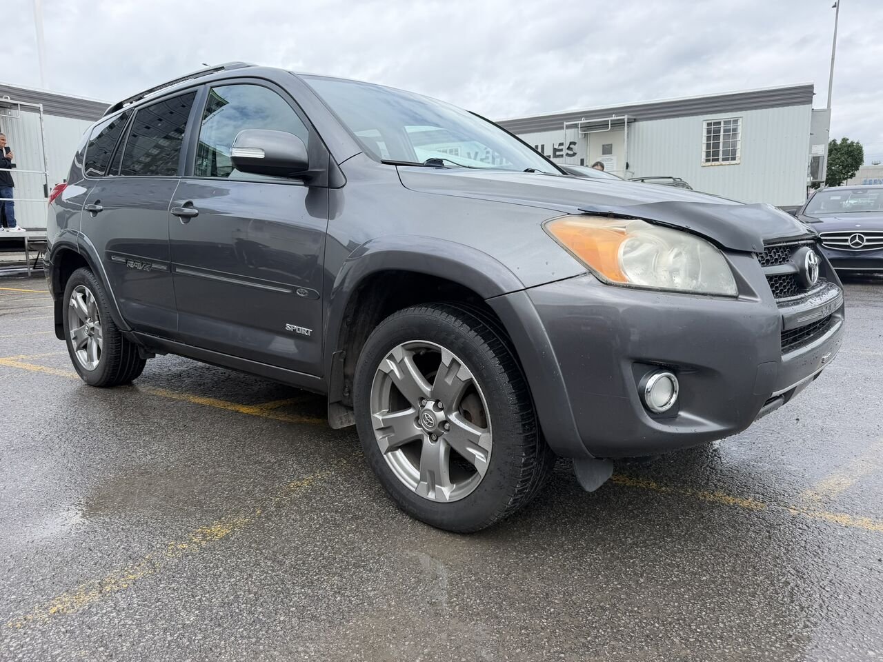 2010 Toyota RAV4 SPORT **IMPECCABLE** Grey Laval - photo #7