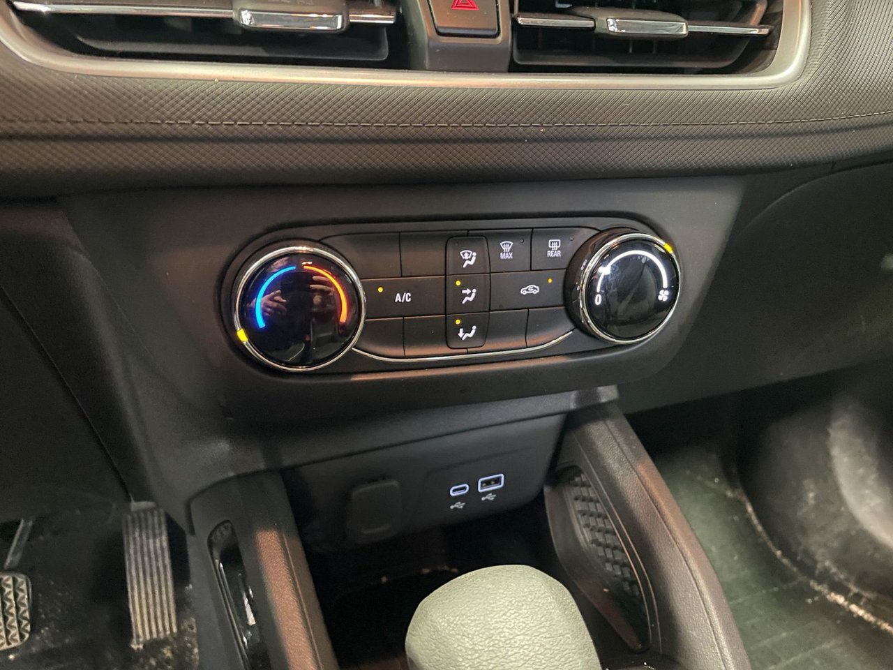 Chevrolet Trailblazer LS AWD *CARPLAY* GR COMMODITÉ BLUETOOTH WIFI USB 2024 Gris Saint-Jérôme - photo #12