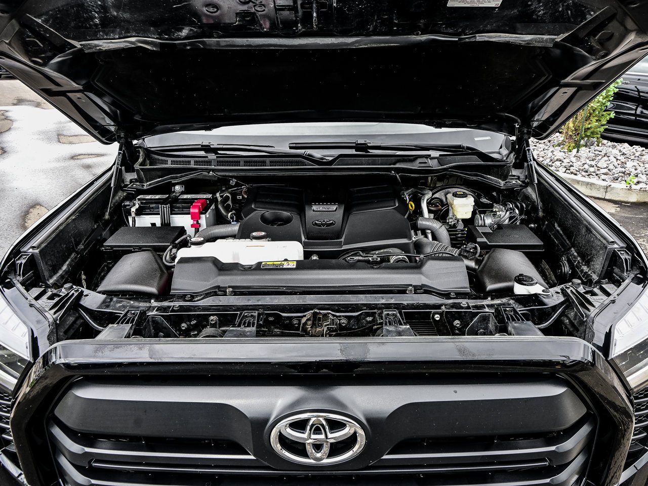 2025 Toyota Tundra 4x4 Crewmax SR Black Sherwood Park - photo #8