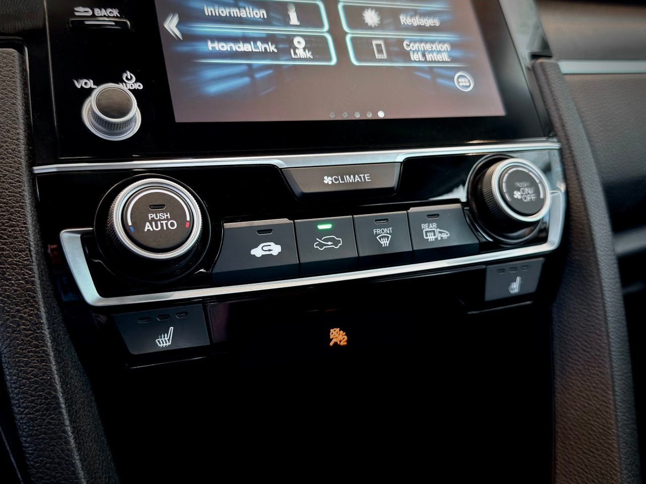 2019 Honda Civic Sedan White Notre-Dame-des-Prairies - photo #24