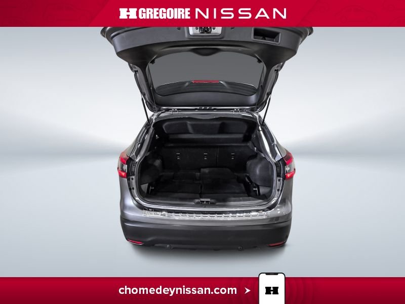 Nissan Qashqai 2023 Gris Laval - photo #26
