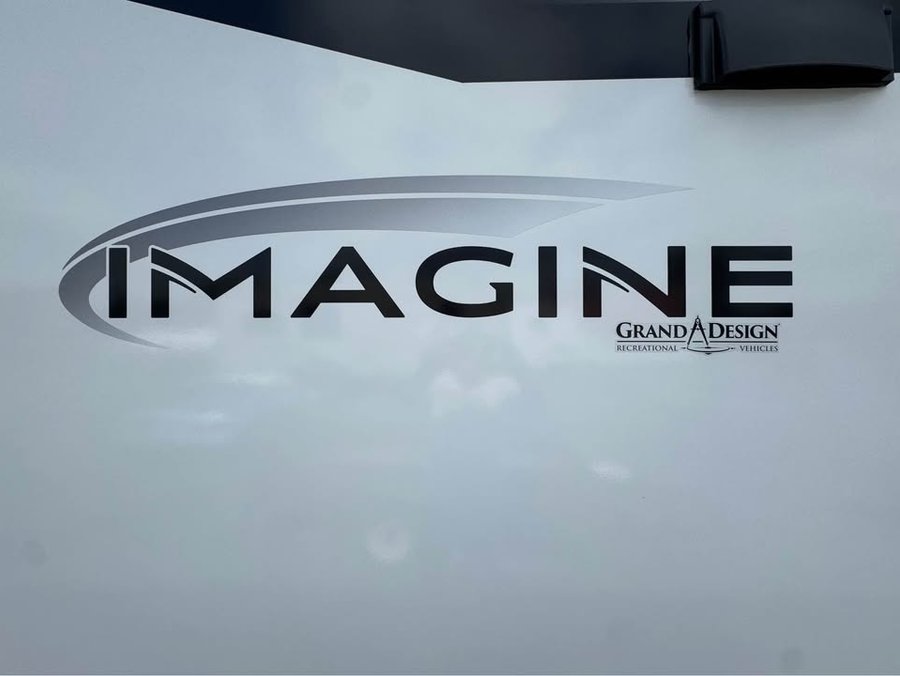 Imagine Grand Design 2023 2023 Blanc