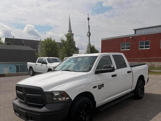 RAM 1500 Classic 2023 2023 Blanc