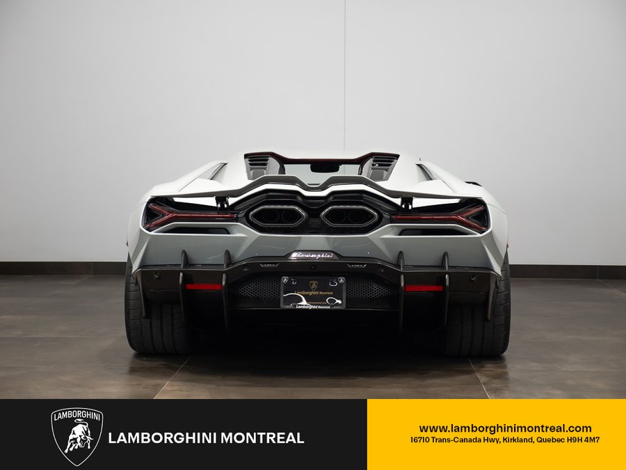 2024 Lamborghini Revuelto 2024
