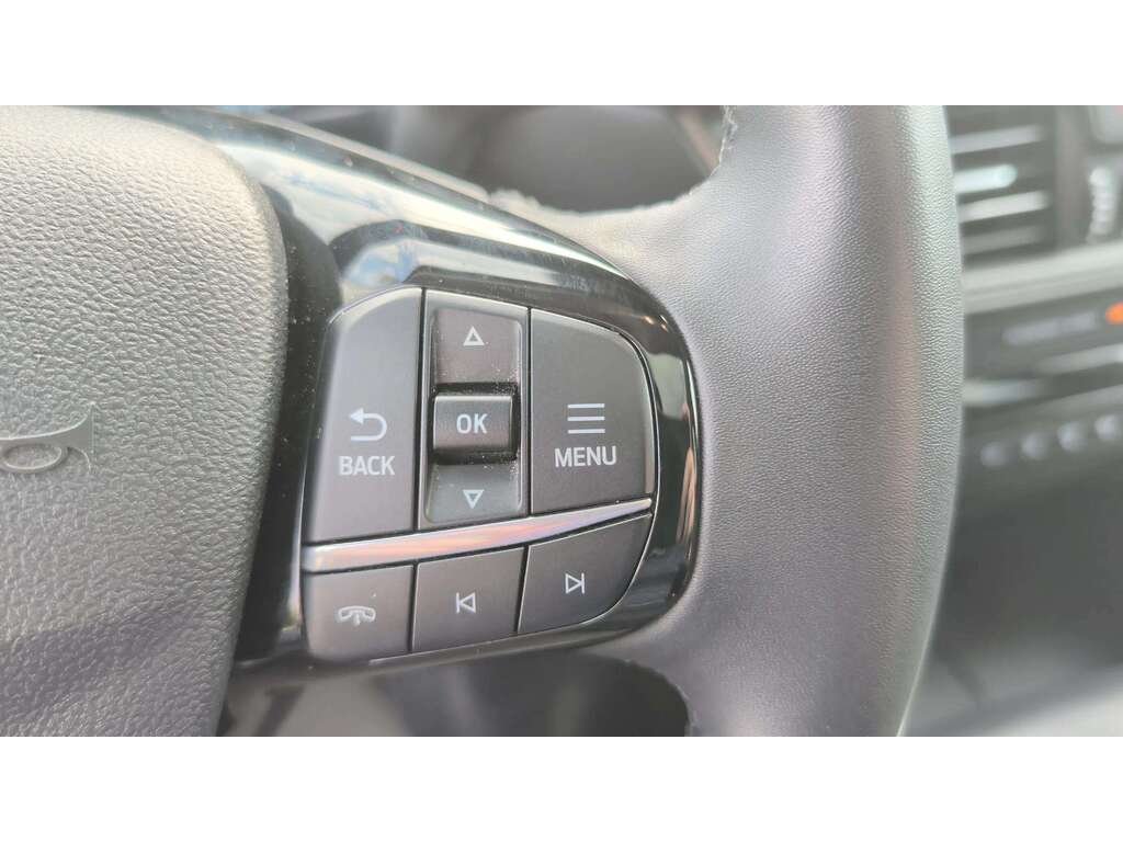 2023 Ford Escape White Gatineau - photo #14