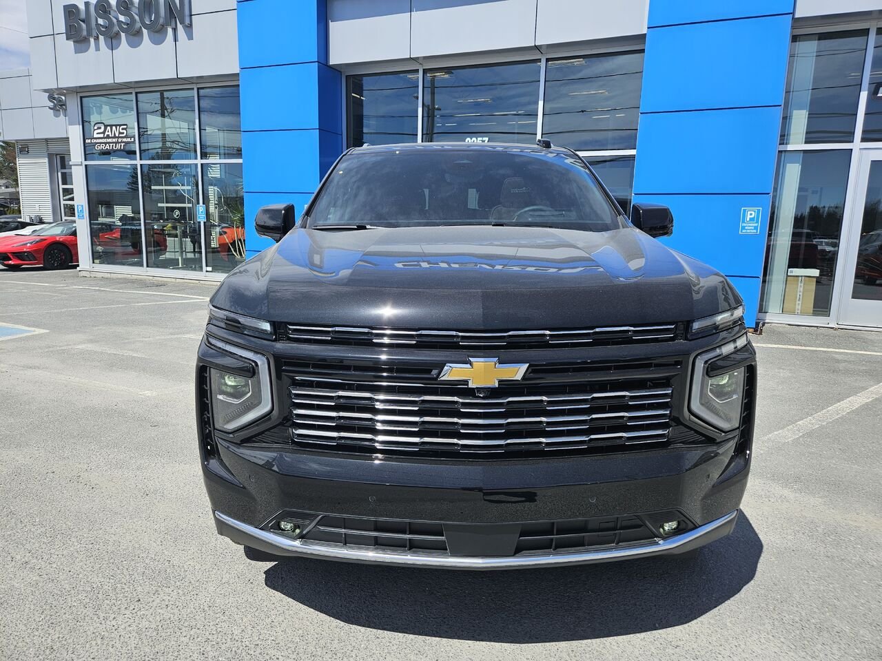 Chevrolet Tahoe High Country 4 portes 4RM 2026 NOIR Thetford Mines - photo #2
