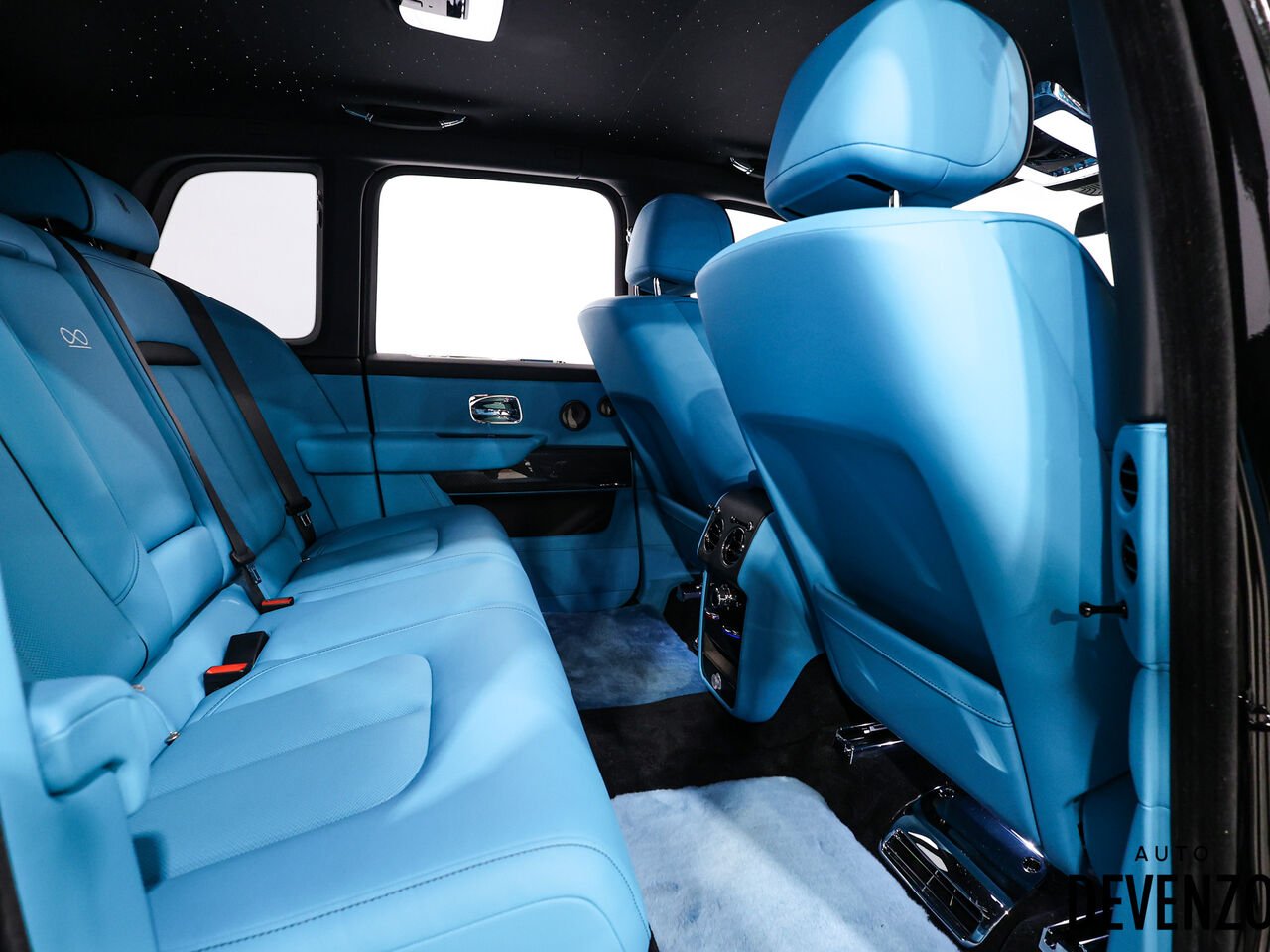 Rolls-Royce Cullinan 2023 Bleu Saint-Eustache - photo #13