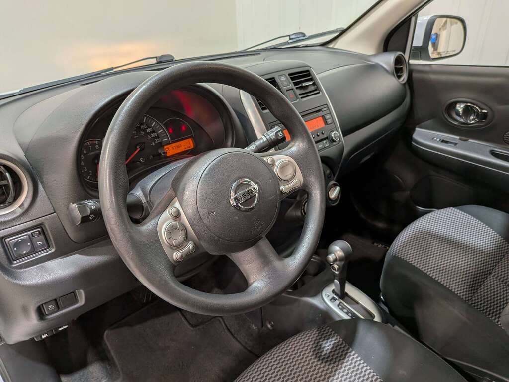 Nissan Micra 2017 Blanc Val-David - photo #13