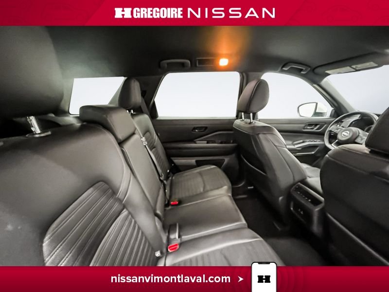 Nissan Pathfinder 2025 Blanc Laval - photo #13