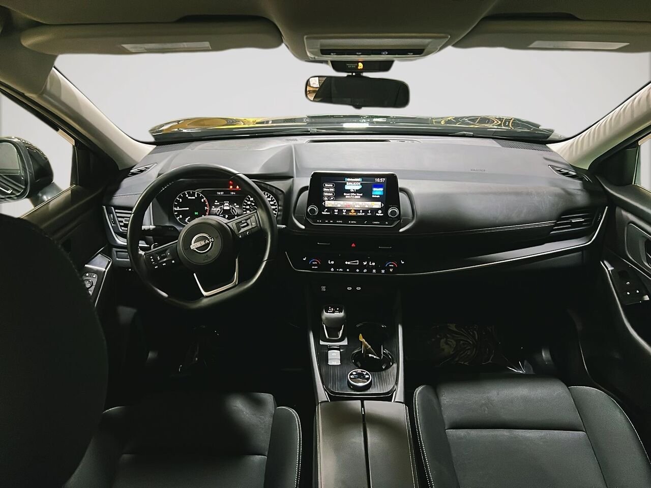 2024 Nissan Rogue S Black Québec - photo #9