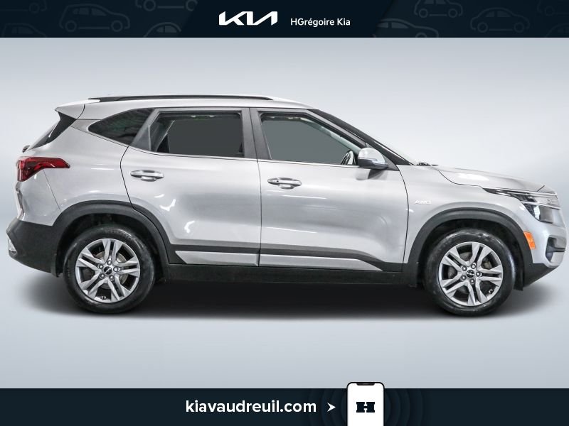 2023 Kia Seltos Silver Laval - photo #7