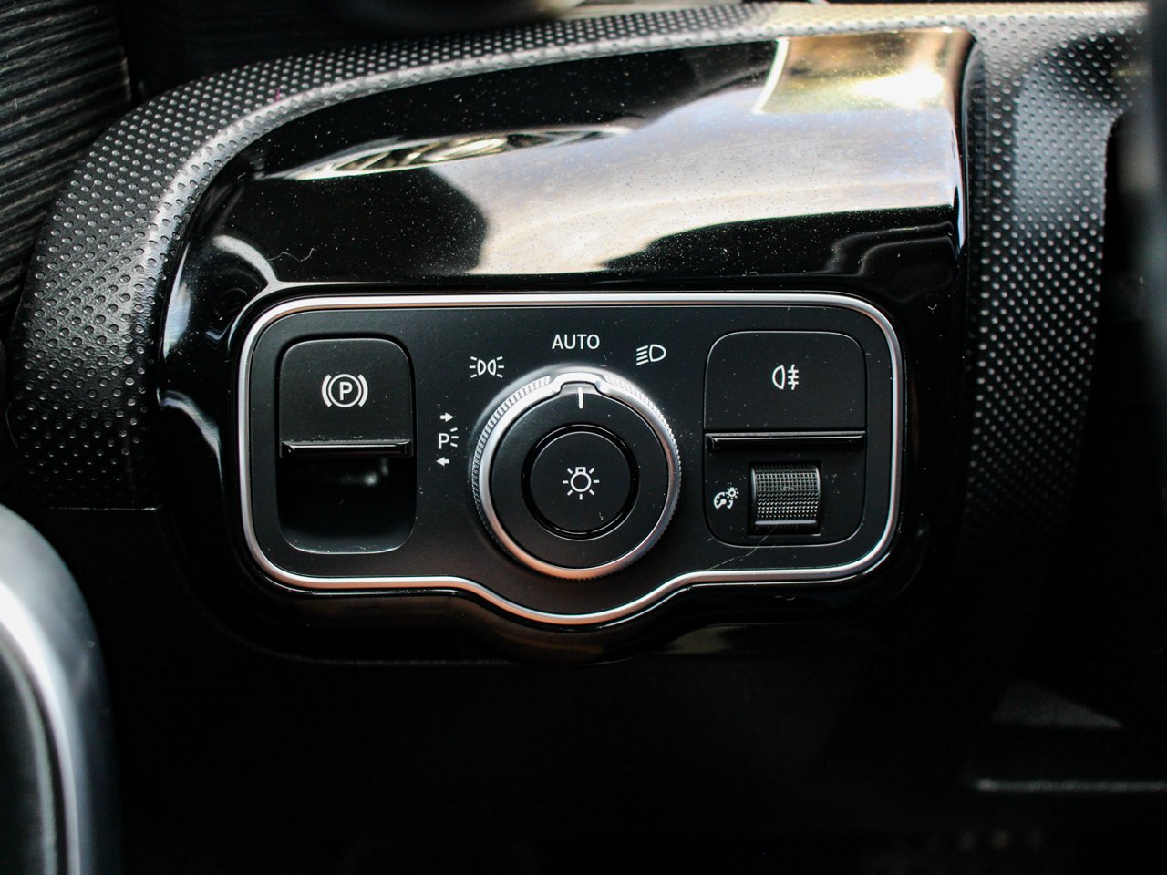2020 Mercedes-Benz CLA CLA 250 4MATIC Coupe Black Sherwood Park - photo #17
