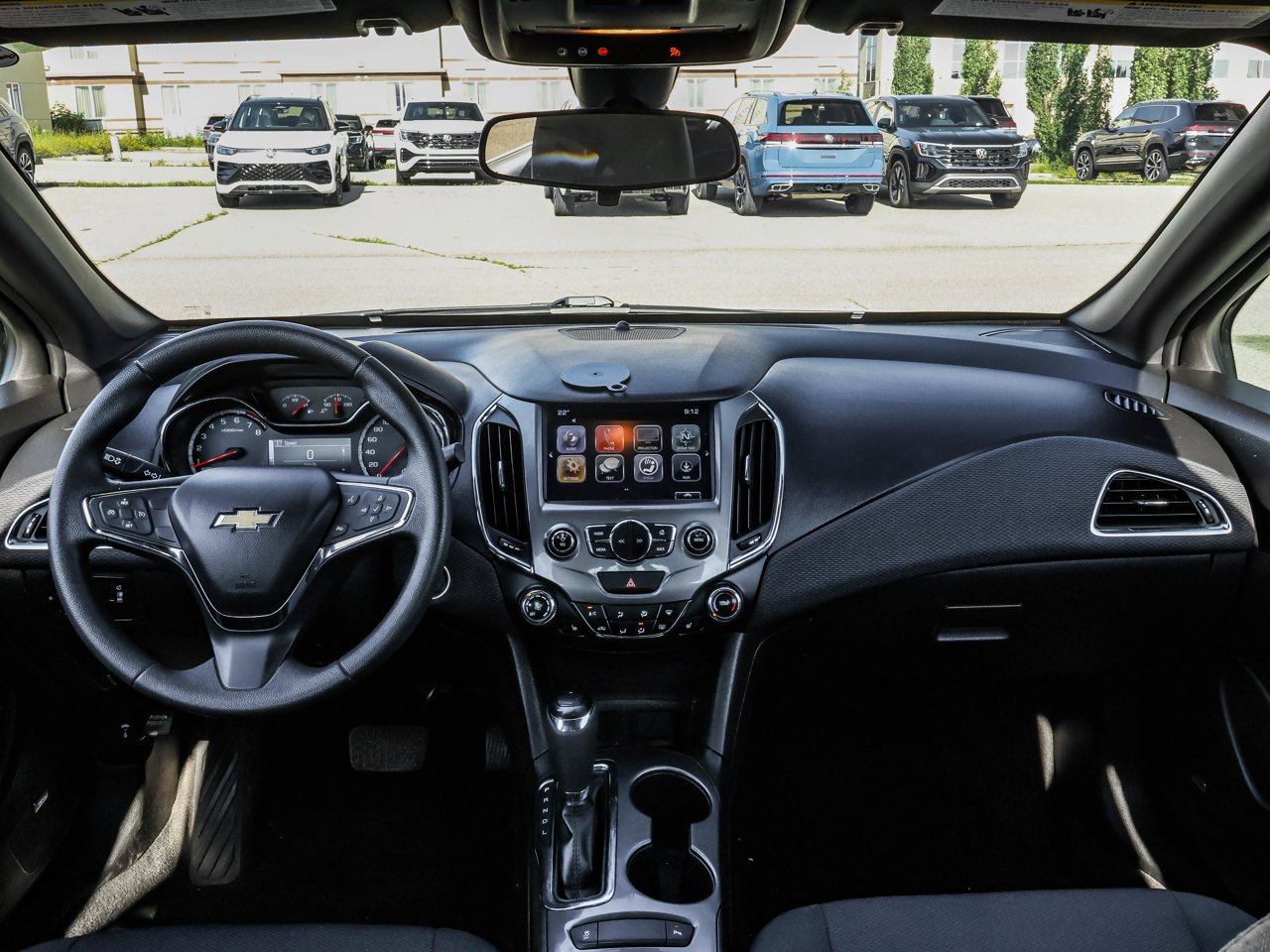2018 Chevrolet Cruze 4dr Sdn 1.4L LT w/1SD White Sherwood Park - photo #16