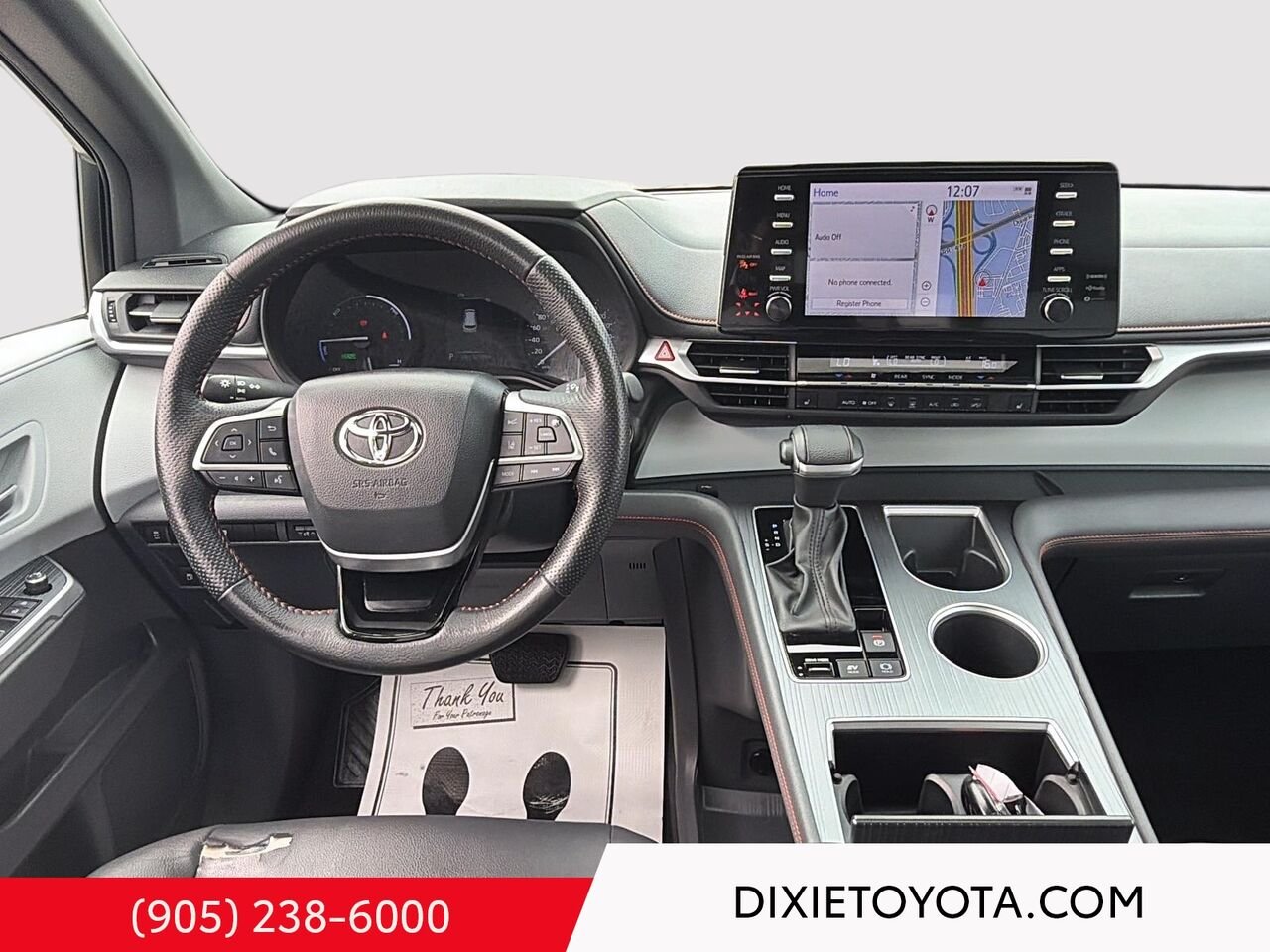 2023 Toyota Sienna XSE FWD HYBRID / CLEAN CARFAX / MOONROOF / ALLOY WHEELS / CARPLAY AND ANDROID AUTO Red Mississauga - photo #17