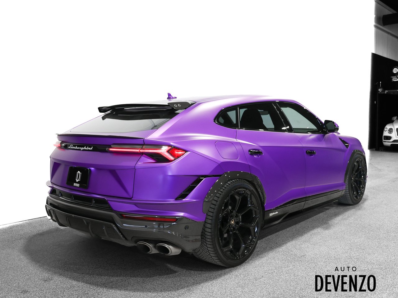 Lamborghini Urus 2024 Mauve Saint-Eustache - photo #3