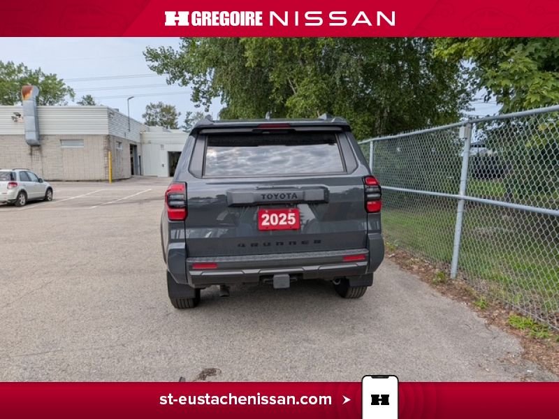 2025 Toyota 4Runner Grey Laval - photo #5