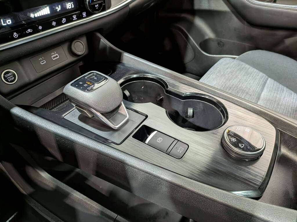 2023 Nissan Rogue AWD SV Moonroof Black Val-David - photo #29