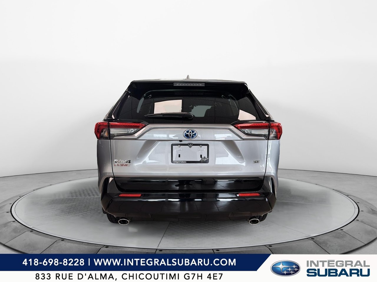 Toyota RAV4 Prime NIV JTMGB3FVXRD186214 2024 Argent Chicoutimi - photo #3