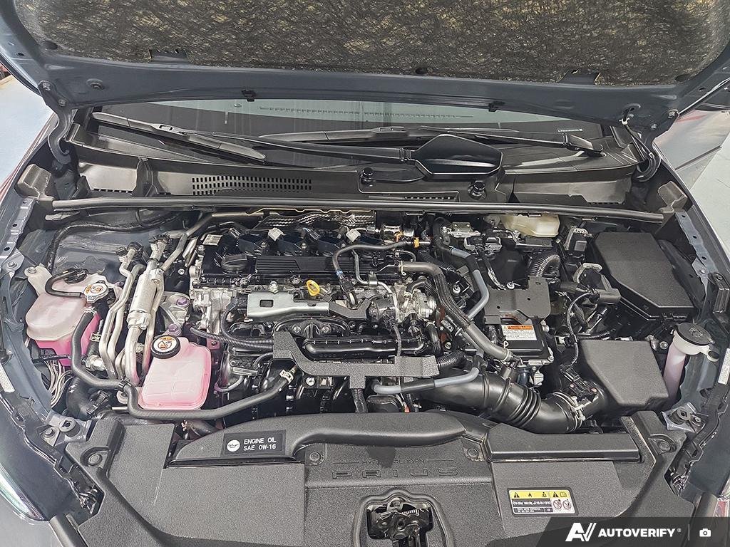 2025 Toyota Prius Plug-In Hybrid S2501808 | XSE White Edmonton - photo #9