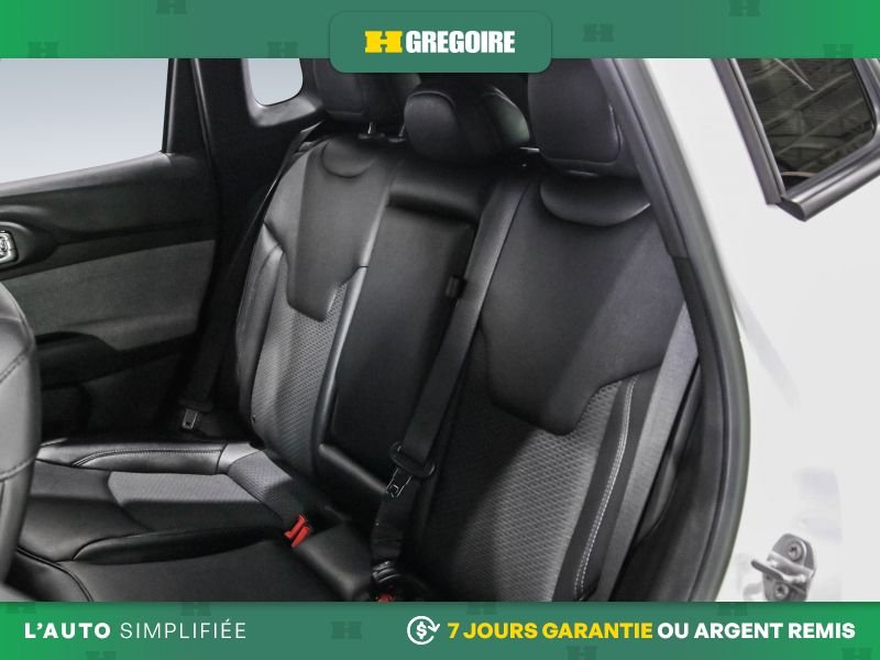 Jeep Compass 2025 Blanc Laval - photo #22