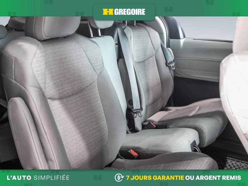 2023 Toyota Sienna Black Saint-Eustache - photo #28