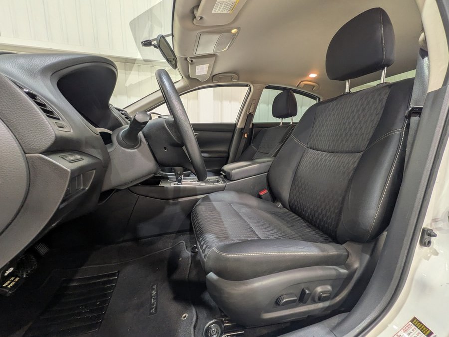 2018 Nissan Altima 2018 White