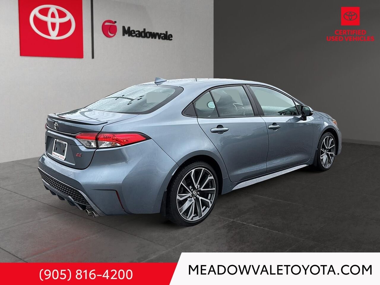 2021 Toyota Corolla UPGRADE Sunroof 18" Alloys, back up camera Celestite Mississauga - photo #3