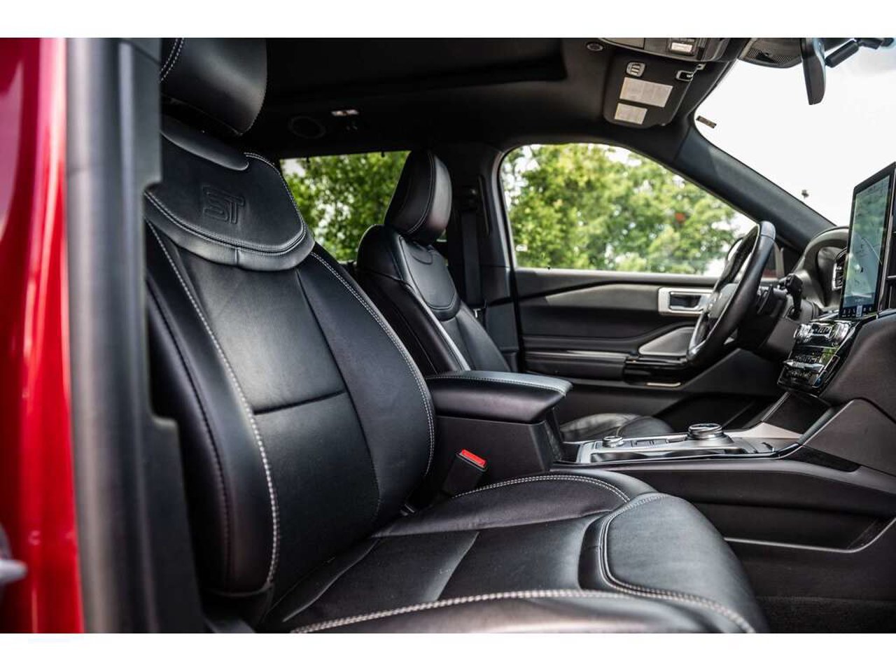 2022 Ford Explorer Red Sainte-Julienne - photo #37