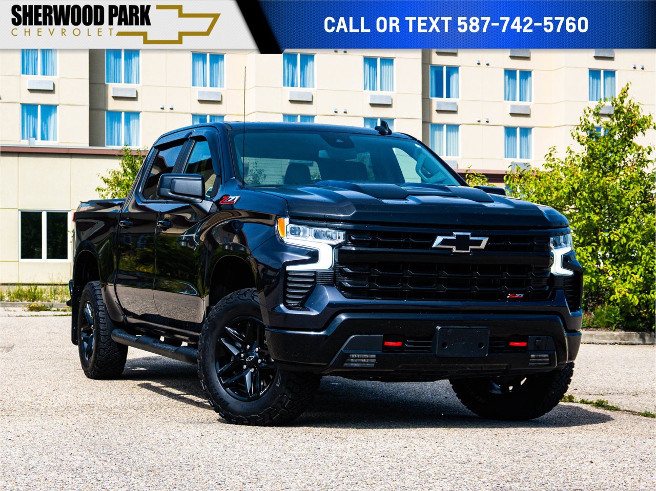 2022 Chevrolet Silverado 1500 4WD Crew Cab 147 LT Trail Boss Black Sherwood Park - photo #0