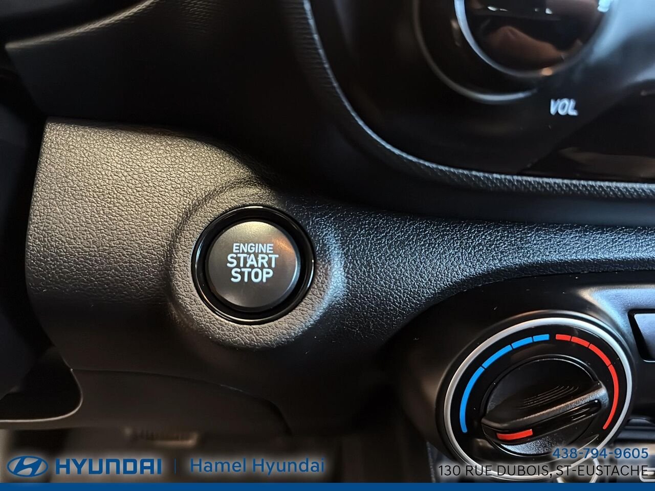 Hyundai Venue 2023 Rouge Saint-Eustache - photo #12