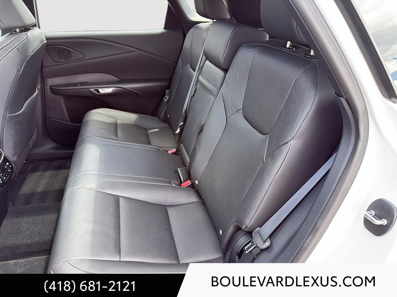 LEXUS RX 601174 2024 Blanc Québec - photo #17