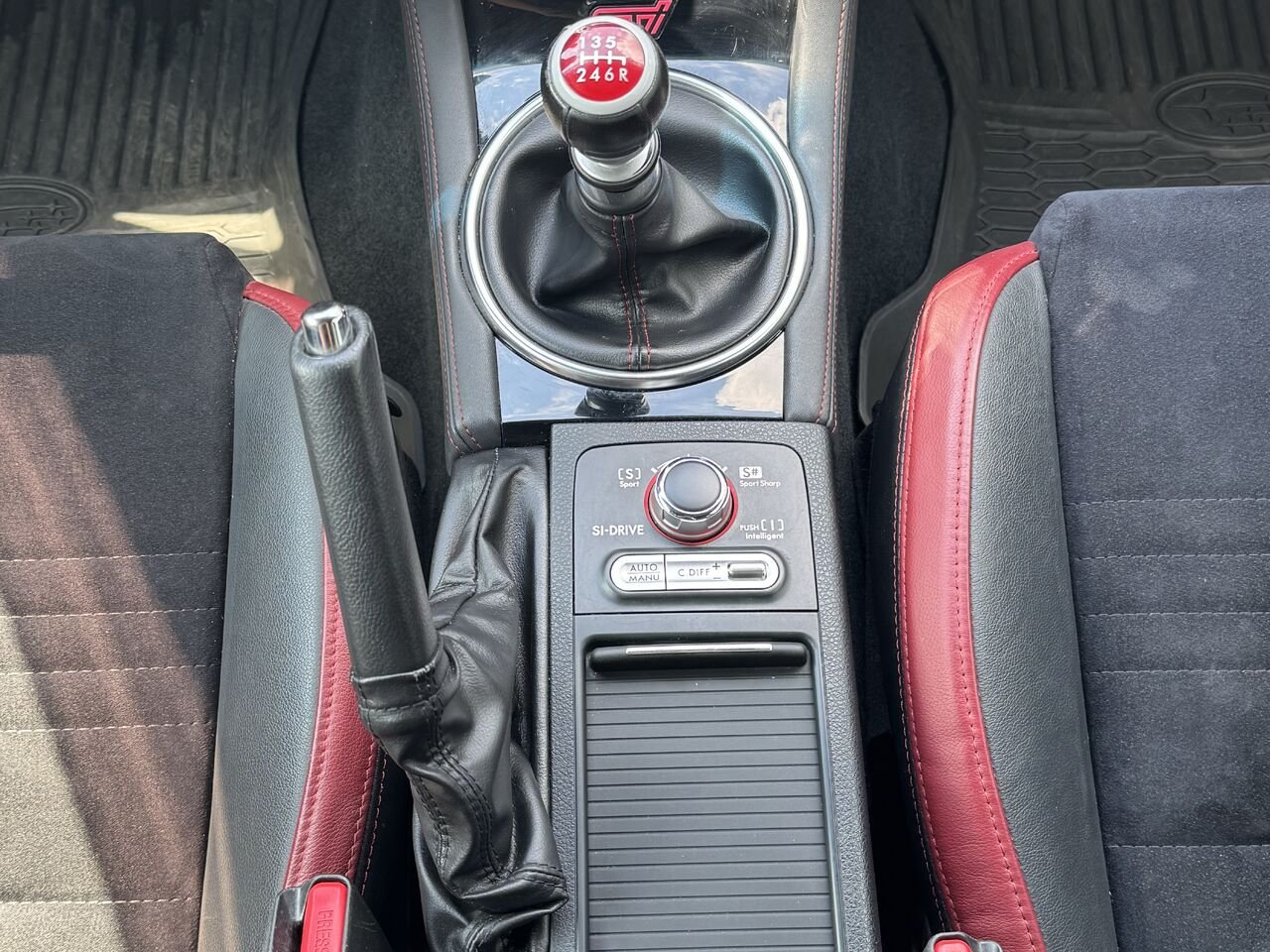 2020 Subaru WRX STi White Granby - photo #24