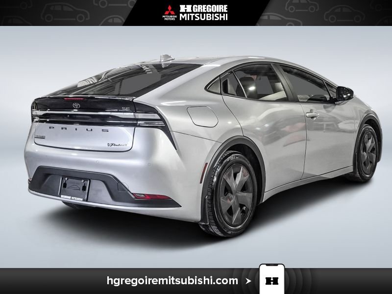Toyota Prius 2024 Argent Blainville - photo #8