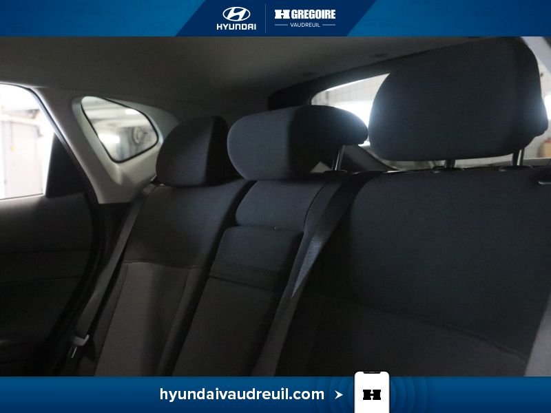 2024 Hyundai Kona White Saint-Eustache - photo #18