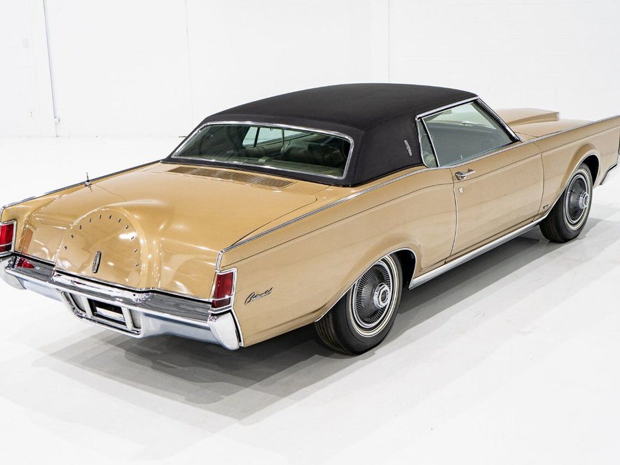 1969 Lincoln Continental 1969 Gold