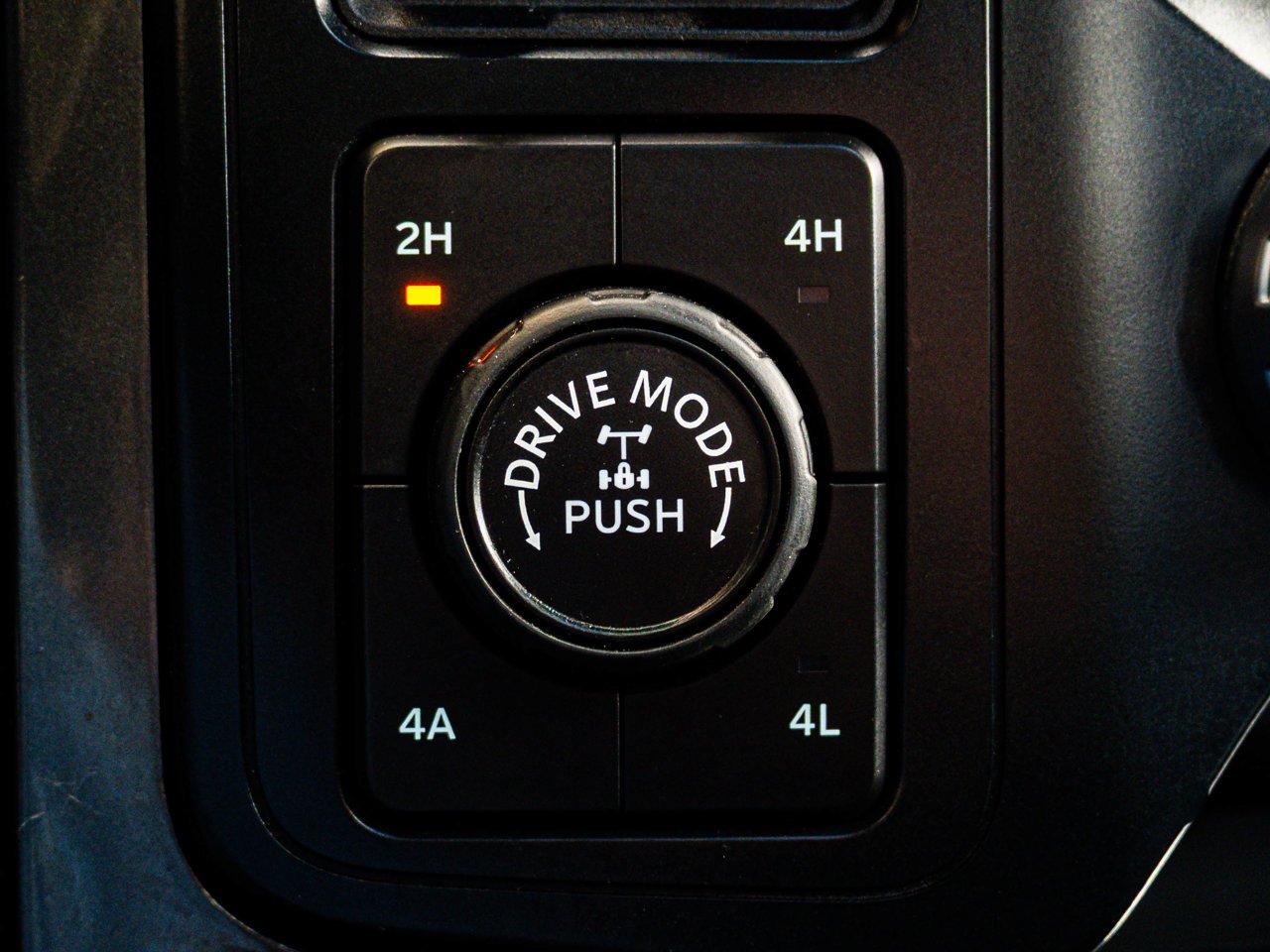 2023 Ford F-150 LARIAT 4WD SuperCrew 5.5' Box Black Sherwood Park - photo #28