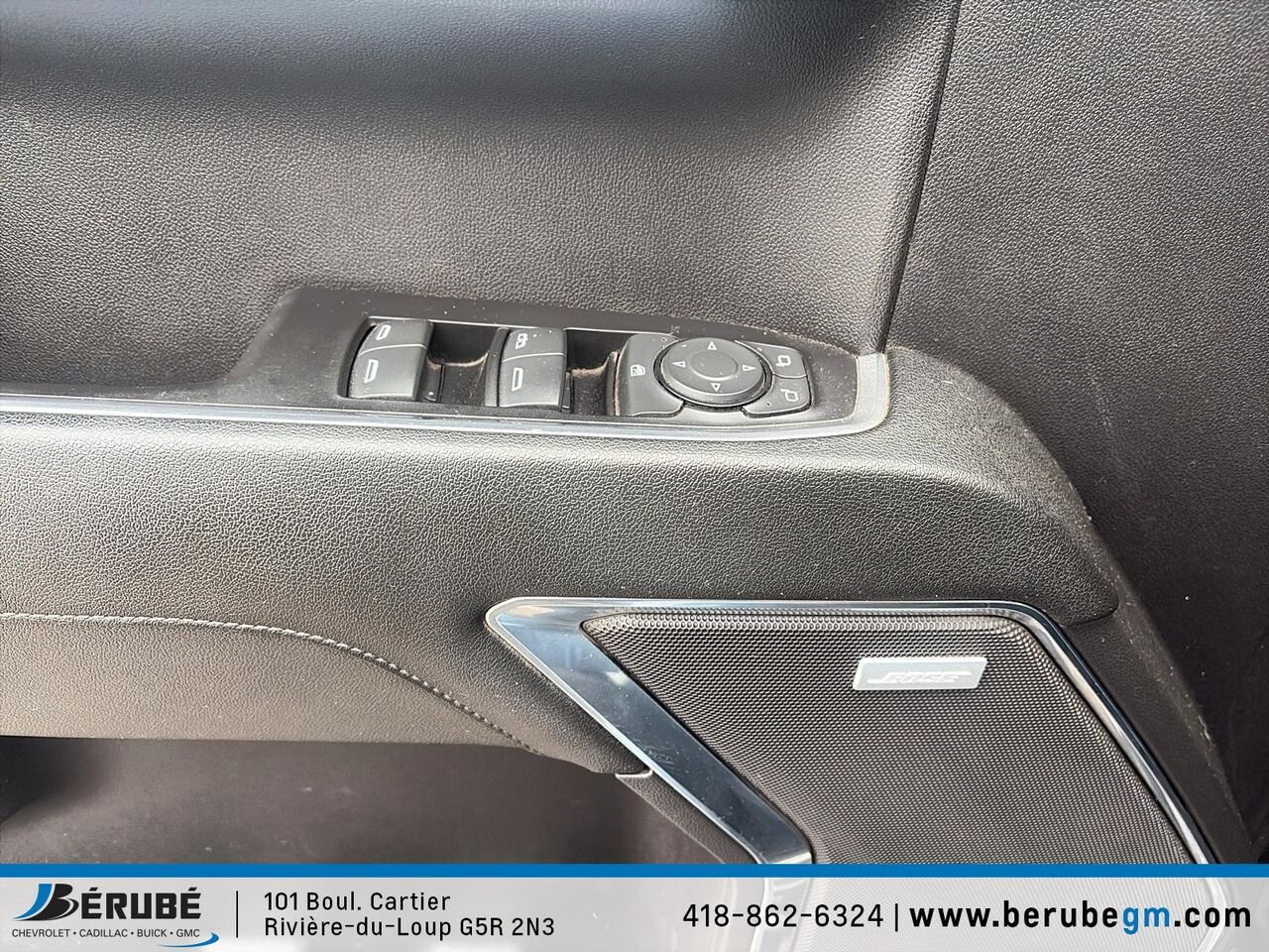 CHEVROLET Silverado 1500 4WD Crew Cab 2024 Noir Rivière-du-Loup - photo #9