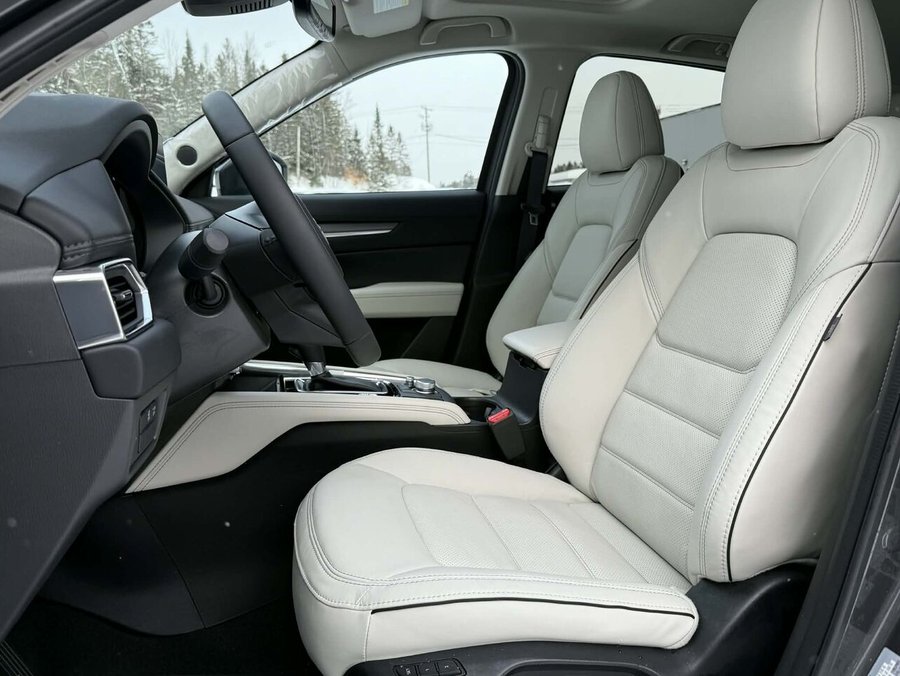 Mazda CX-5 GT, awd, toit ouvrant, Navigation, chargeur sans fil pour cellulaire 2025 Noir de jais mica
