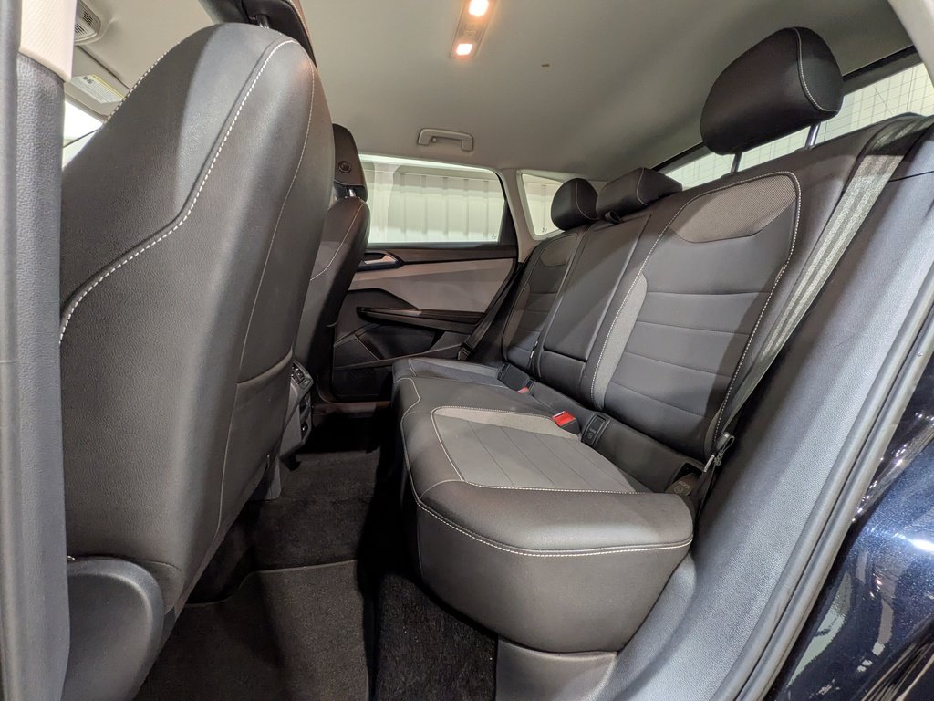 Volkswagen Taos Comfortline 4MOTION 2024 Noir Val-David - photo #11