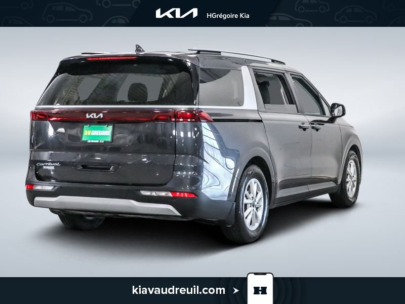 2022 Kia Carnival Grey Laval - photo #6