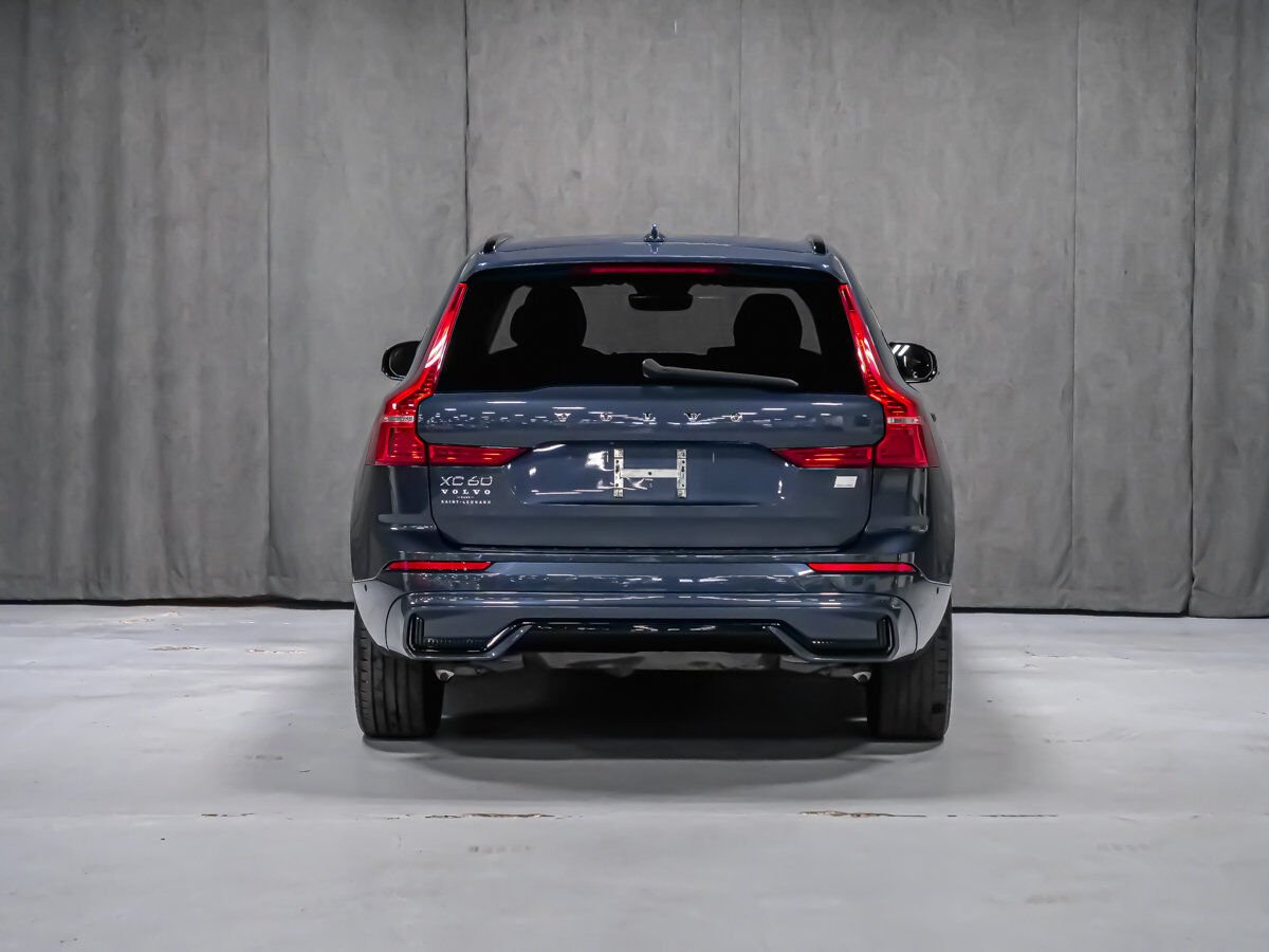 2023 Volvo XC60 Recharge T8 LONGUE AUTONOMIE ULTIMATE DARK BOWERS WILKINS SYST. REMORQUE Blue Montreal - photo #4
