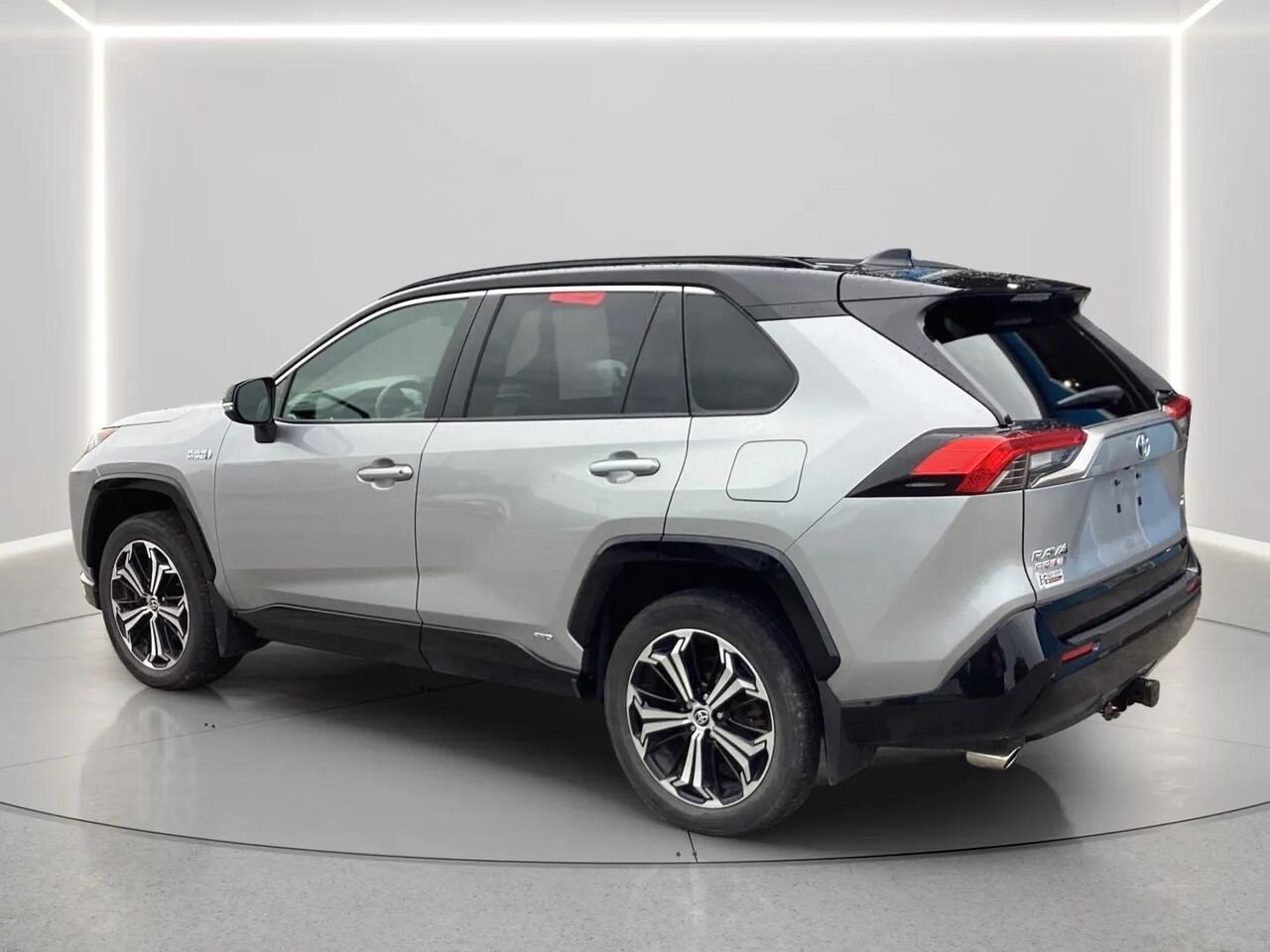 Toyota RAV4 Prime 2021 Argent Gatineau - photo #2
