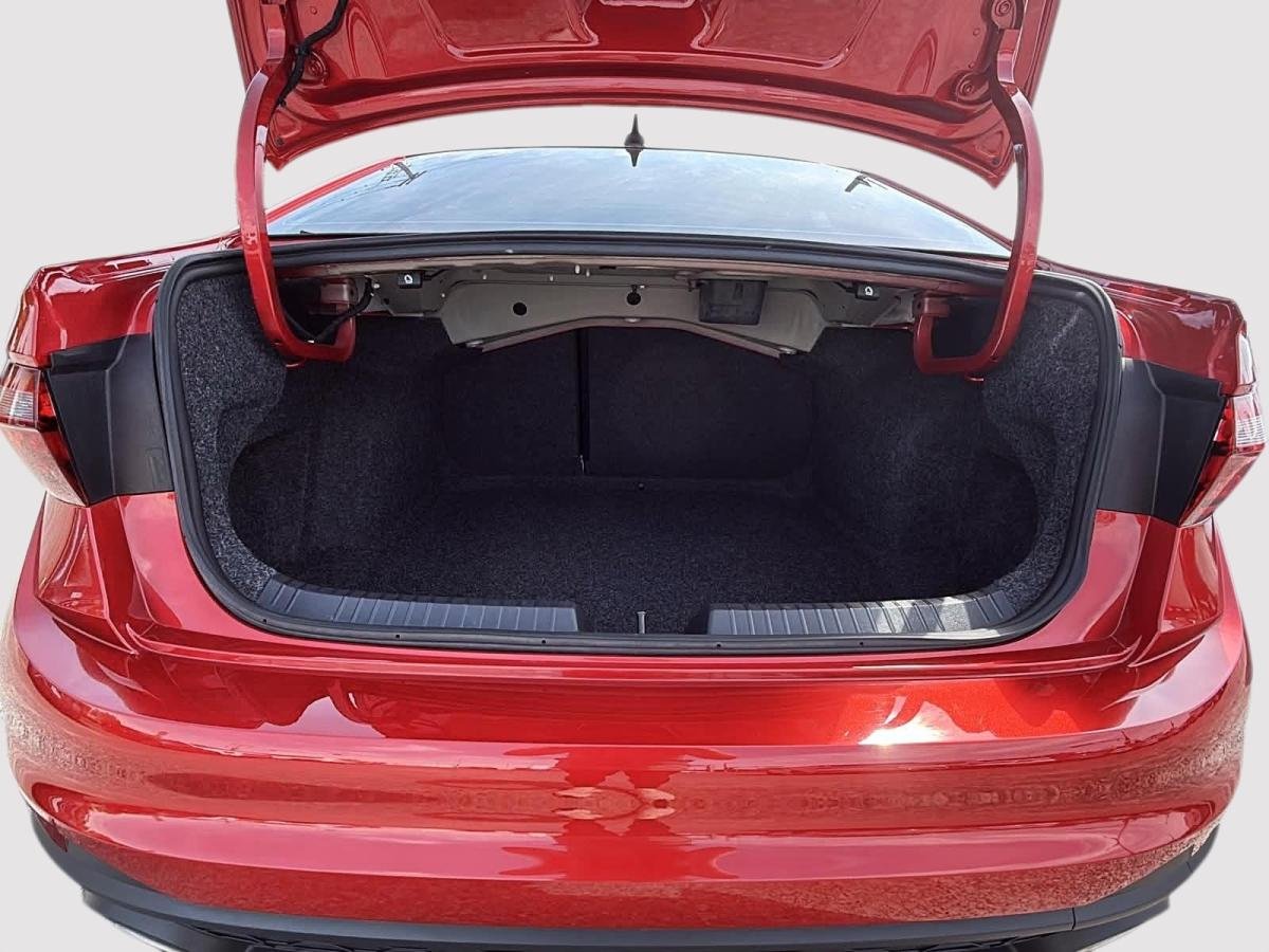2023 Volkswagen Jetta GLI Red Rouyn-Noranda - photo #5