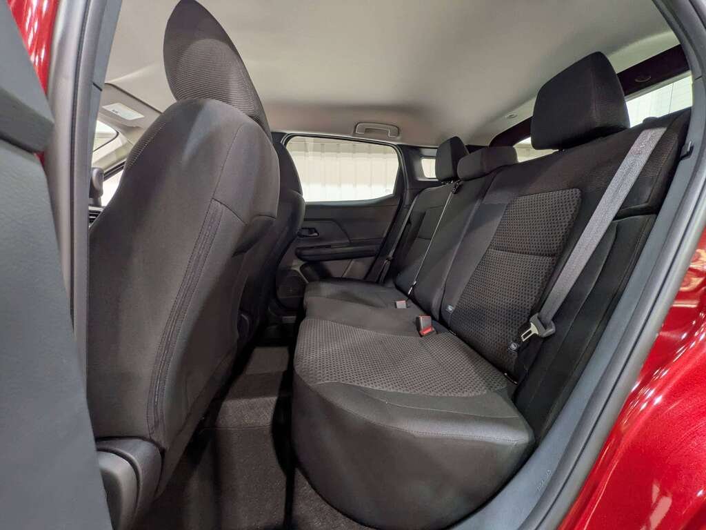 2026 Nissan Kicks S AWD Red Val-David - photo #10