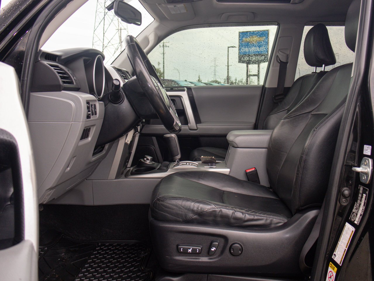 2013 Toyota 4Runner 4WD 4dr V6 SR5 Black Sherwood Park - photo #18