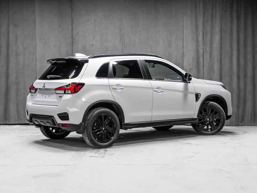 2026 Mitsubishi RVR NOIR White Diamond