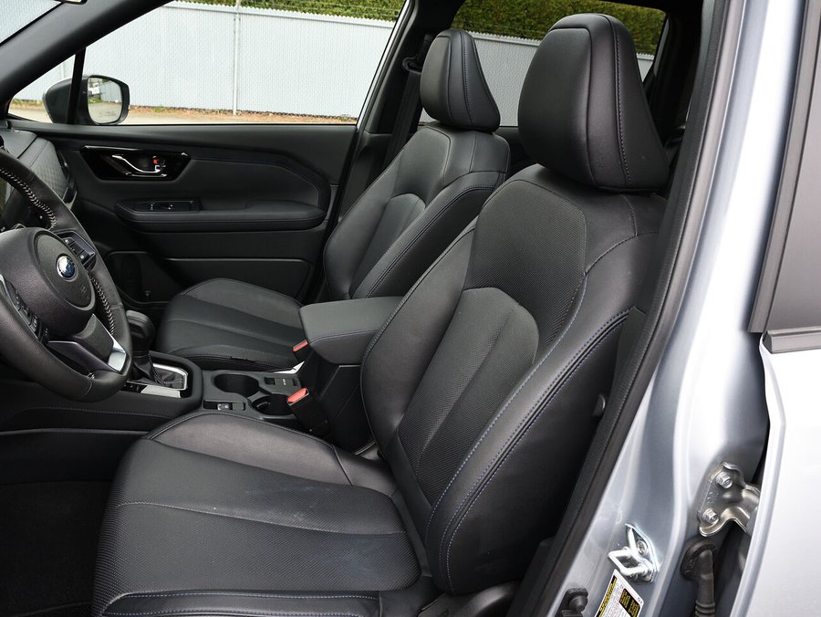 Subaru Forester Limited TI 2025 Argent